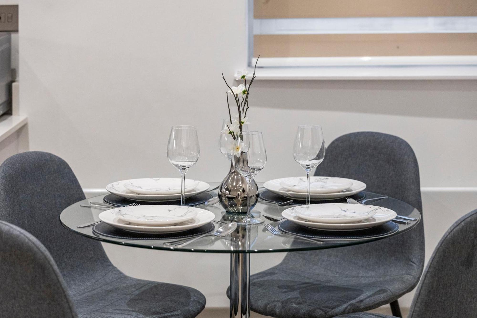 Welcoming And Spacious Apartment- Excellent Location Λονδίνο Εξωτερικό φωτογραφία